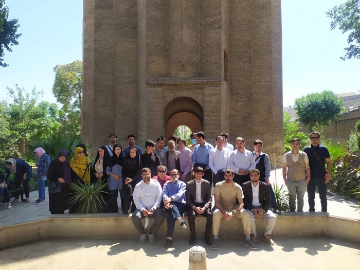 جولة سیاحیة في طهران للطلاب الدوليین بالجامعة 