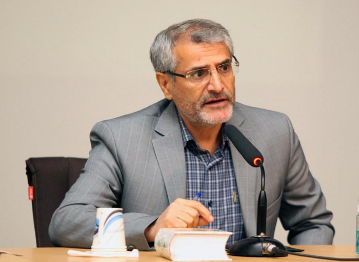 کتاب «زرافشان شعر؛ مفهوم‌شناسی وطن در دیوان گل‌رخسار صفی‌آوا» به قلم دکتر ابراهیم خدایار منتشر شد