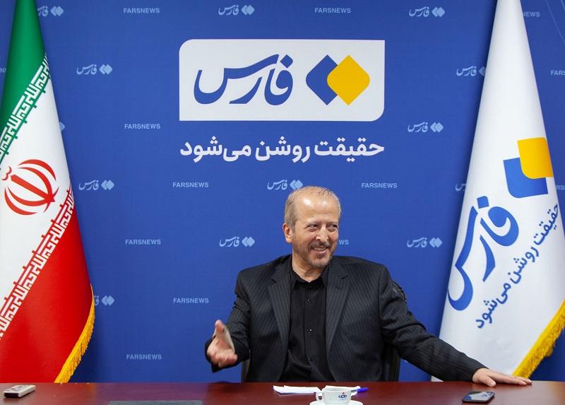 دکتر فرهاد دانشجو: می‌توان طی یک سال و نیم برابری دلار با ریال را به ۲۵ هزار تومان رساند