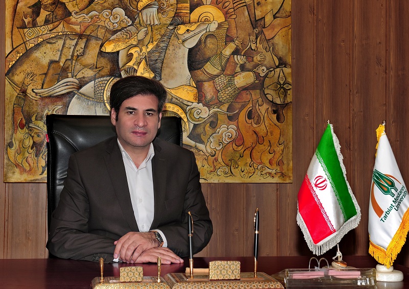 رئیس دانشکده هنر و معماری ابقا شد