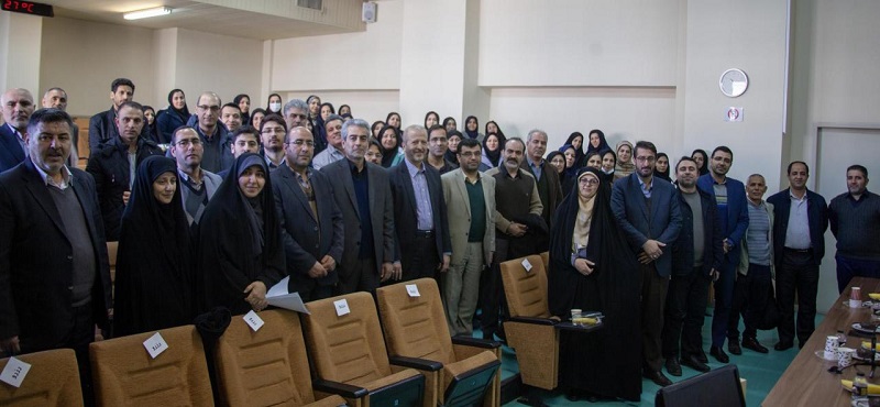 نشست صمیمانه رئیس دانشگاه با مدیران و کارکنان حوزه معاونت پژوهشی و فناوری برگزار شد