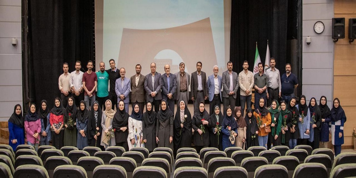 برگزاری جشن دهه کرامت و بزرگداشت روز استاد و روز کارگر در دانشکده علوم پایه 