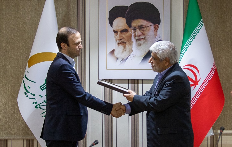 تقدیر از دکتر دردائی در نشست شورای فرهنگی و اجتماعی دانشگاه